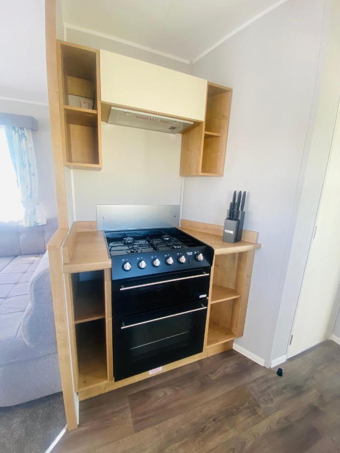 Parkdean Resorts Camber Sands Caravan 2023 Extérieur photo