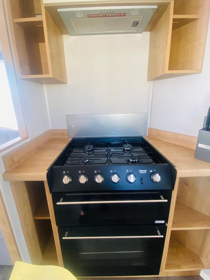 Parkdean Resorts Camber Sands Caravan 2023 Extérieur photo